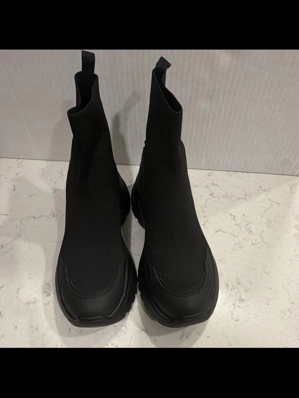 BeeLg Women's Stretch Knit Sock Boots Platform Lug Sole Sneaker Booties NWB 7.5